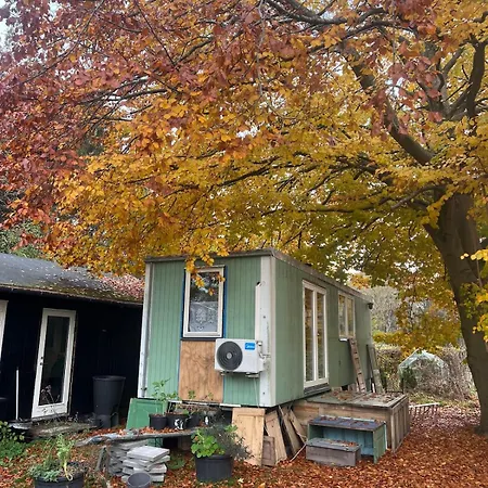 Tiny House In A Large Garden Close To Copenhagen Nymolle